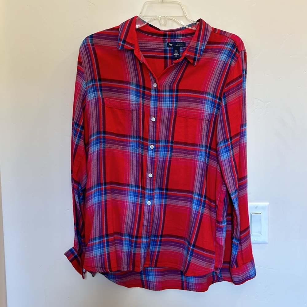 Gap flannel long sleeve women’s medium